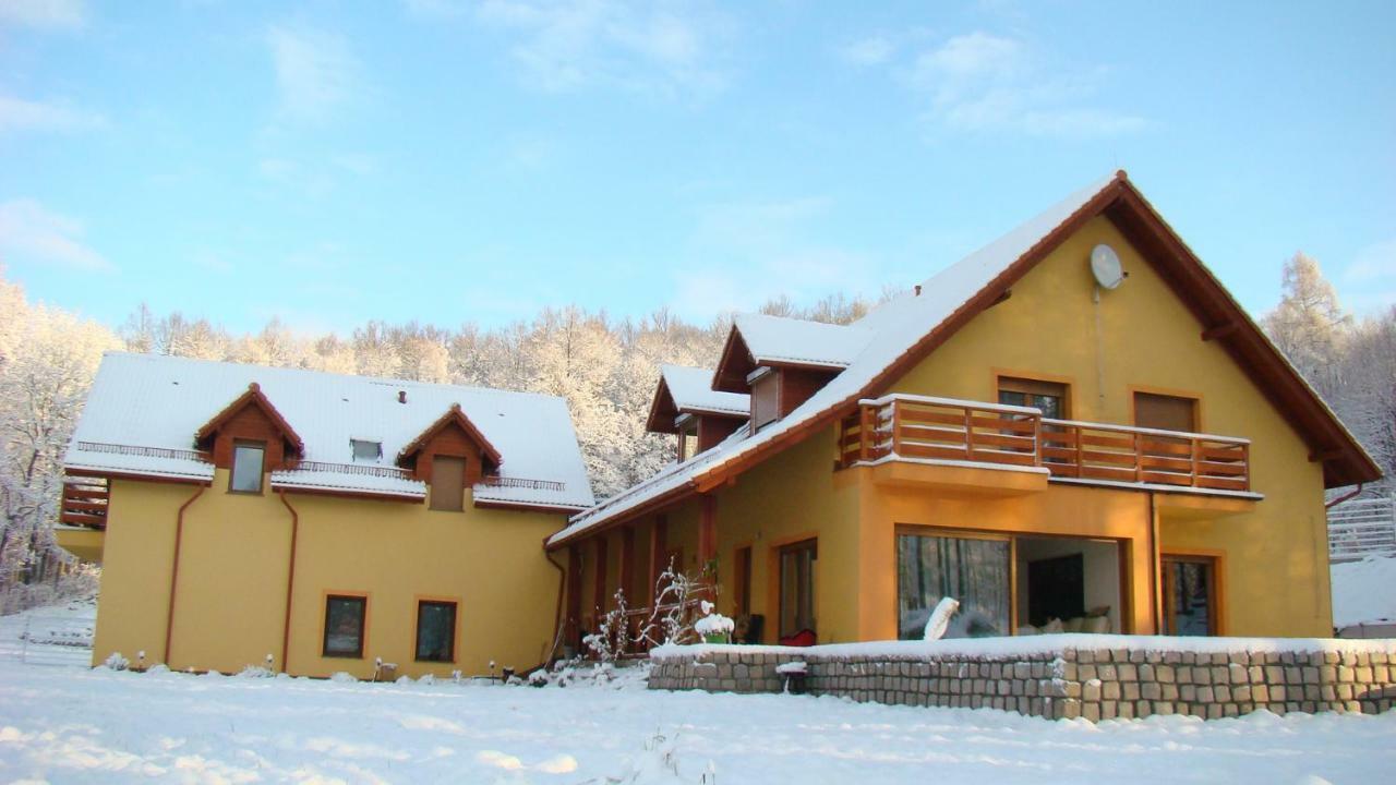Апартаменты Sarna Karkonosze Bukowiec  Экстерьер фото